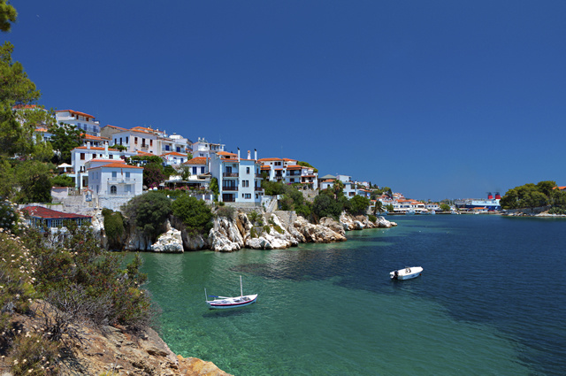 Cheap London Skiathos flights